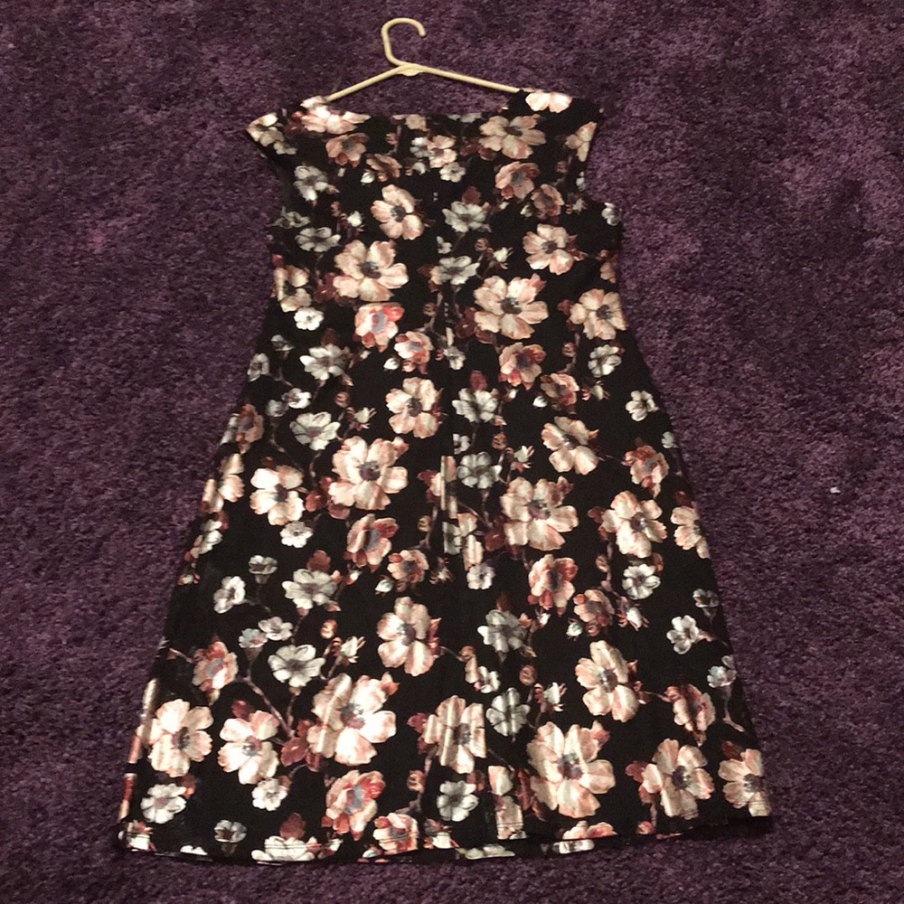 Connected Apparel Metallic Floral Dress, 14P - Picture 6 of 6